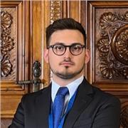 Insegnante per Aiuto Compiti di Diritto